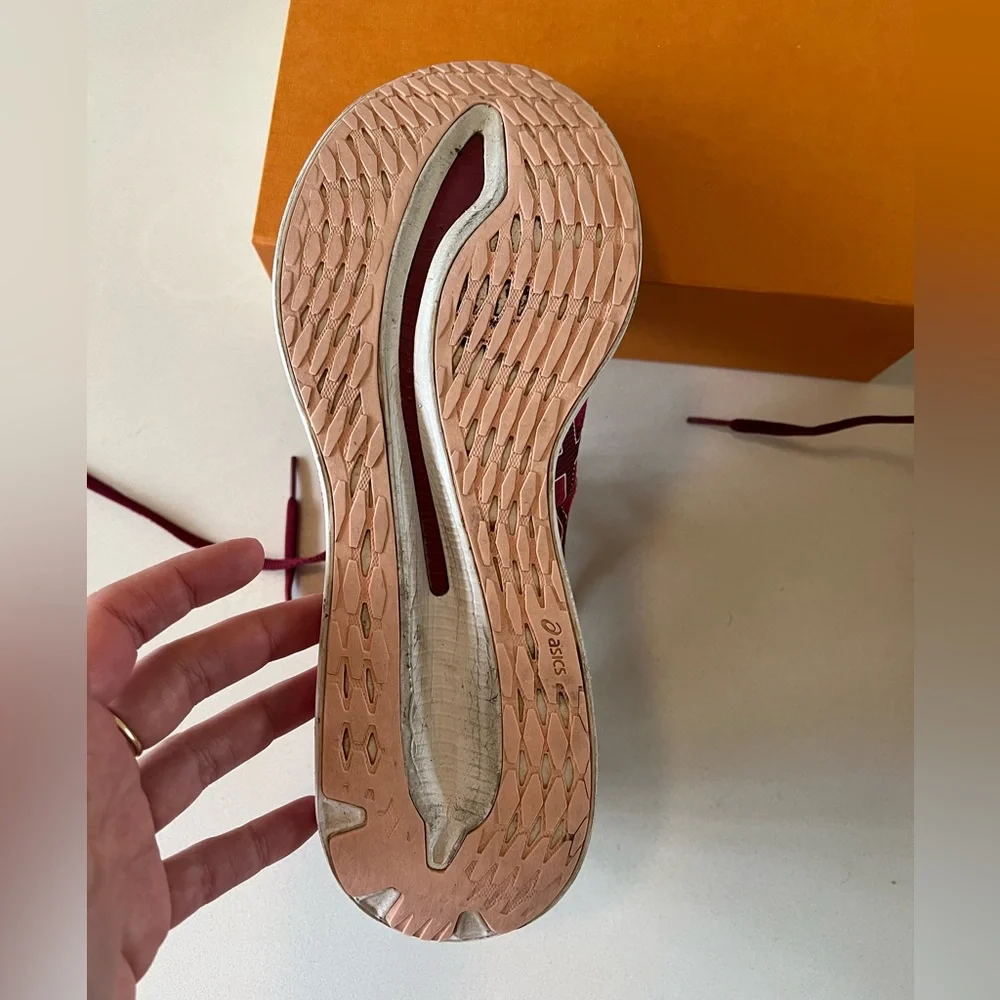 ASICS Running Shoes Size 11.5 - Picture 4 of 9